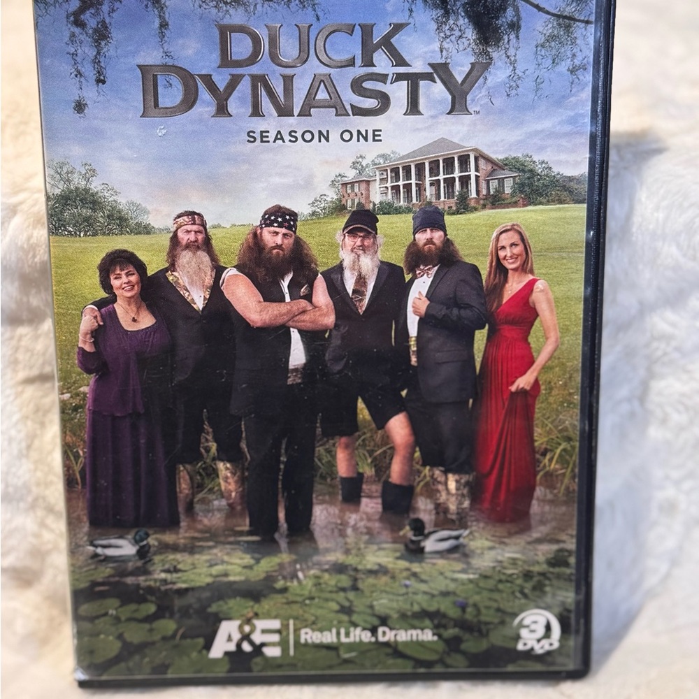 DVD Duck Dynasty Season 1 - 3 DVDS Preloved